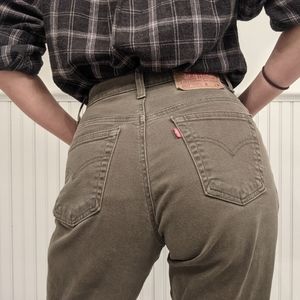 Levi's 550 Green High Rise Mom Jeans